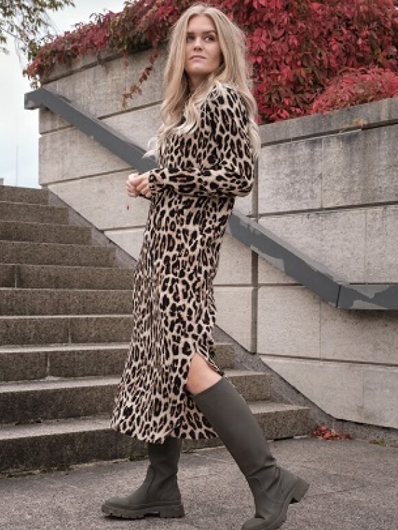 Neo Noir - NN Vogue Big Leo Dress