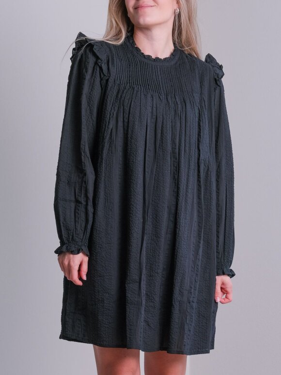 Neo Noir - Neo Noir Dorthea Crepe Dress