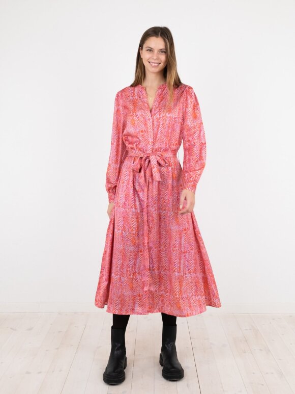 Neo Noir - Cilian glow dress pink