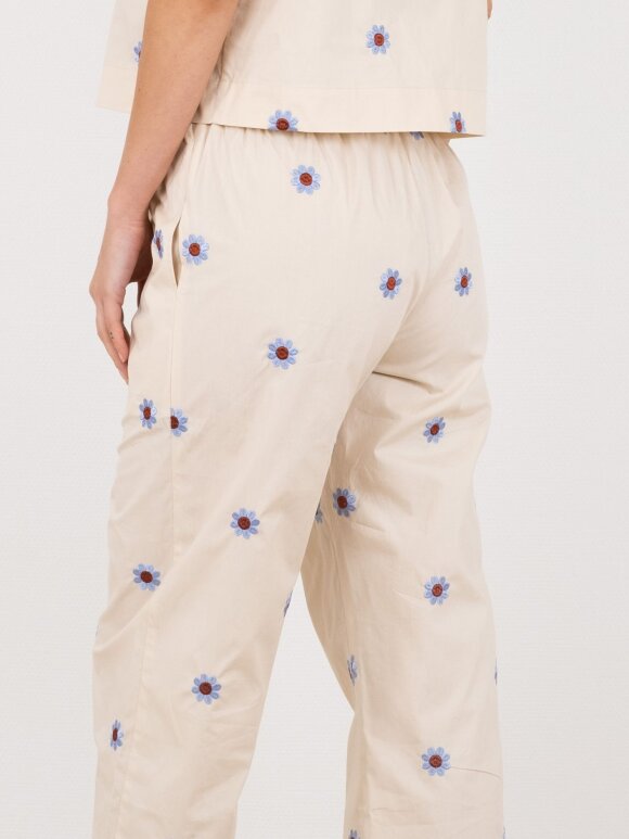 Neo Noir - Winnie deco flower pants sand