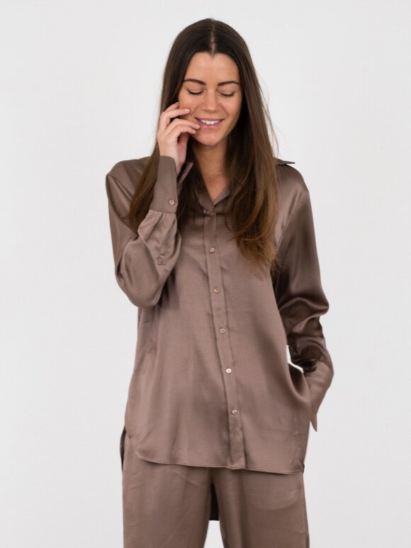 Neo Noir - Margit crepe satin shirt dusty