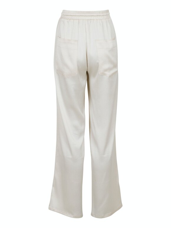 Neo Noir - Kuli crepe satin pants creme