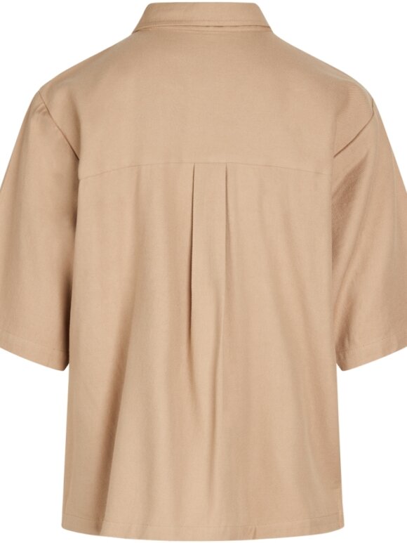 La Rouge - Britta shirt sand