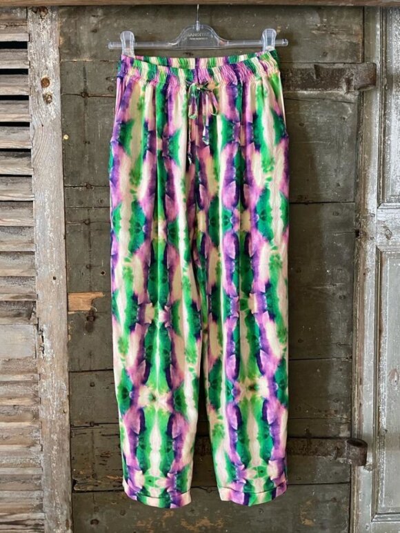Cabana Living - Banditas Buks Green Batik
