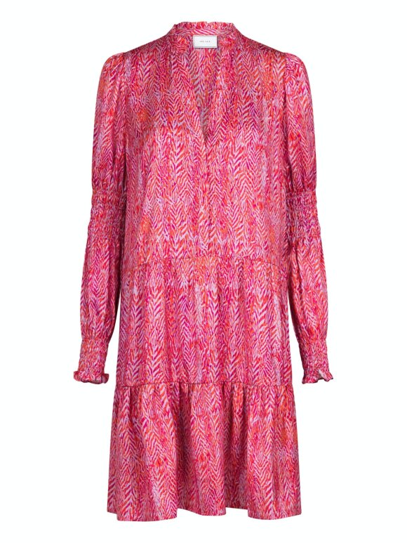 Neo Noir - Manga Ditsy Glow dress / pink
