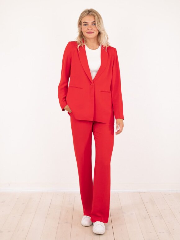 Neo Noir - Avery Woven Blazer