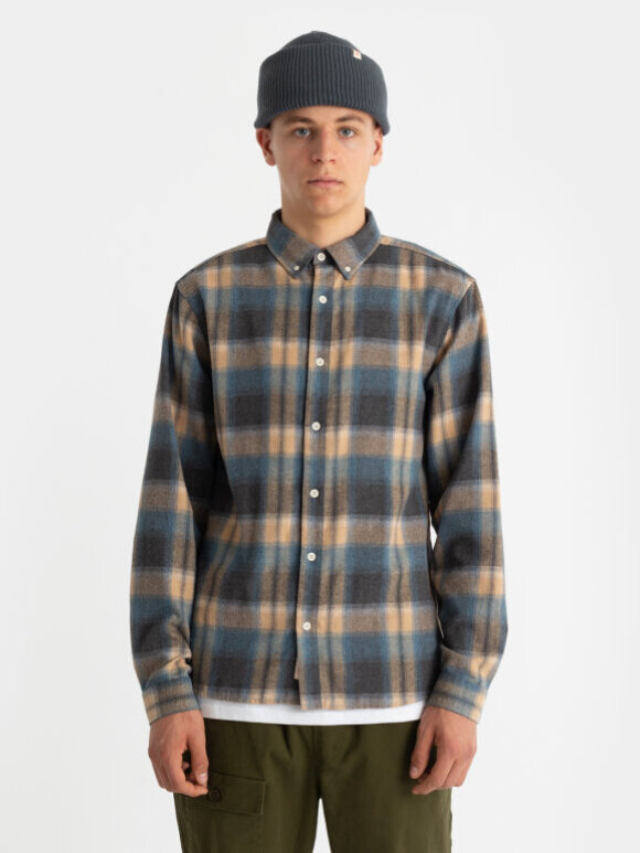 Revolution - Button Down Skjorte