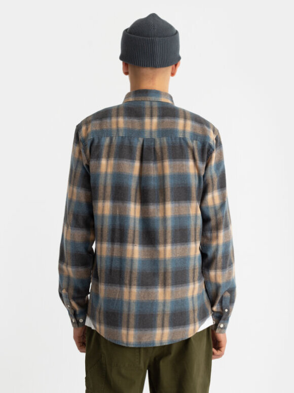 Revolution - Button Down Skjorte