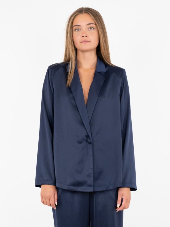 Neo Noir - Leelou Solid Blazer