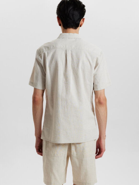 Anerkjendt - AKLeon S/S Shirt Relaxed fit