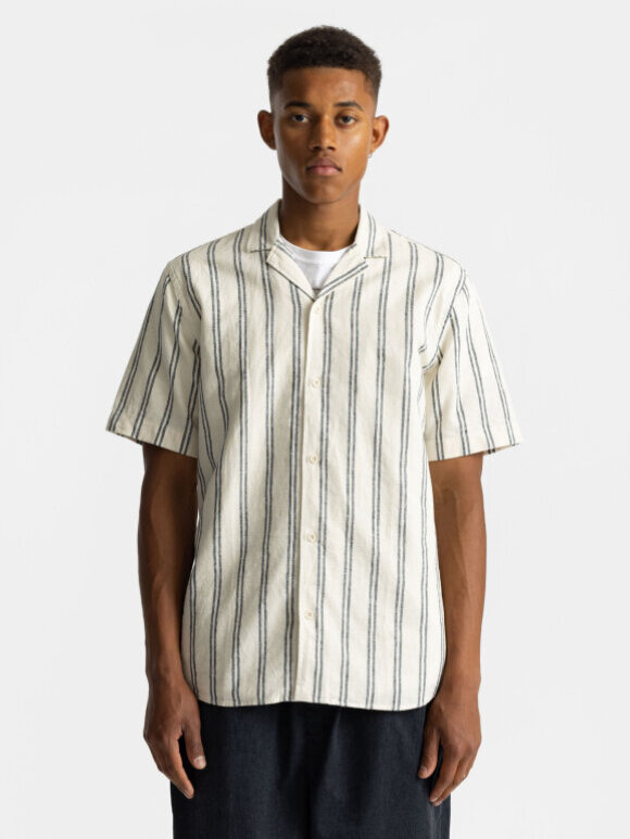 Revolution - Short Sleeved Cuban Skjorte