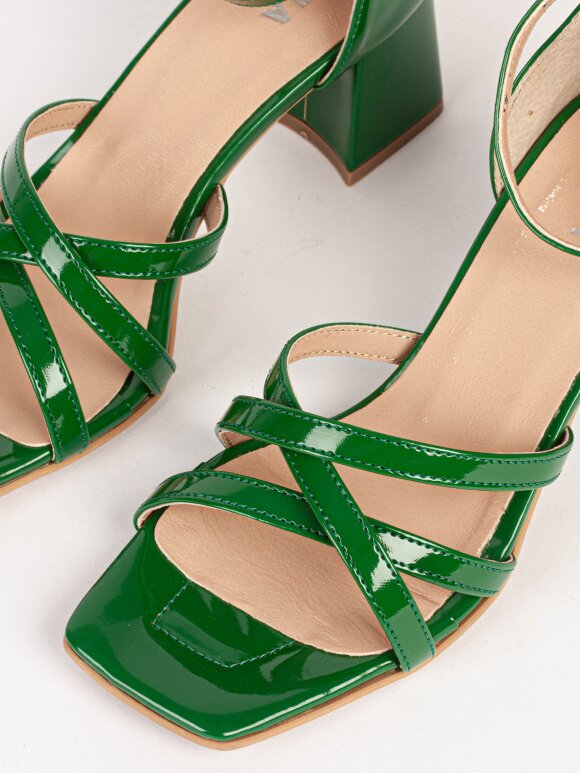 Bukela - Hannah Sandal - Green