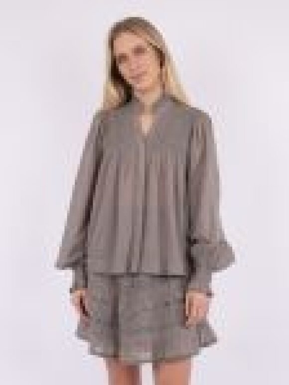 Neo Noir - Jill S Voile Blouse