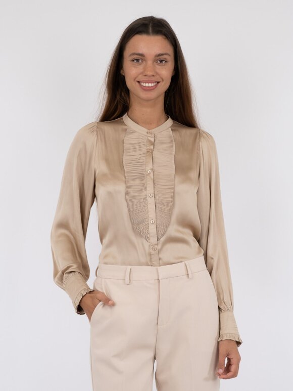 Neo Noir - Zola Blouse - sand