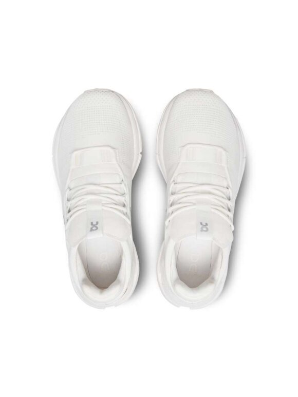 ON  - Cloudnova undyed-white / White