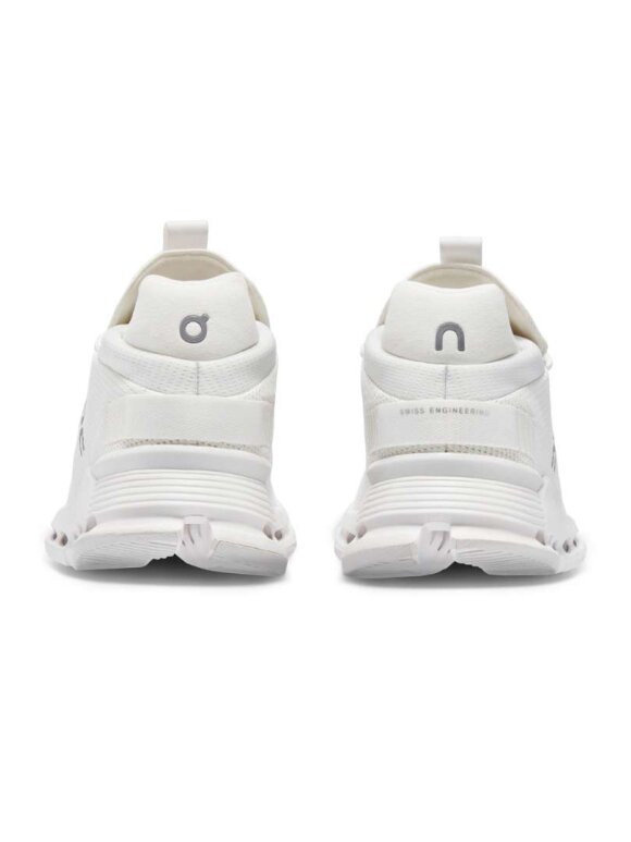 ON  - Cloudnova undyed-white / White