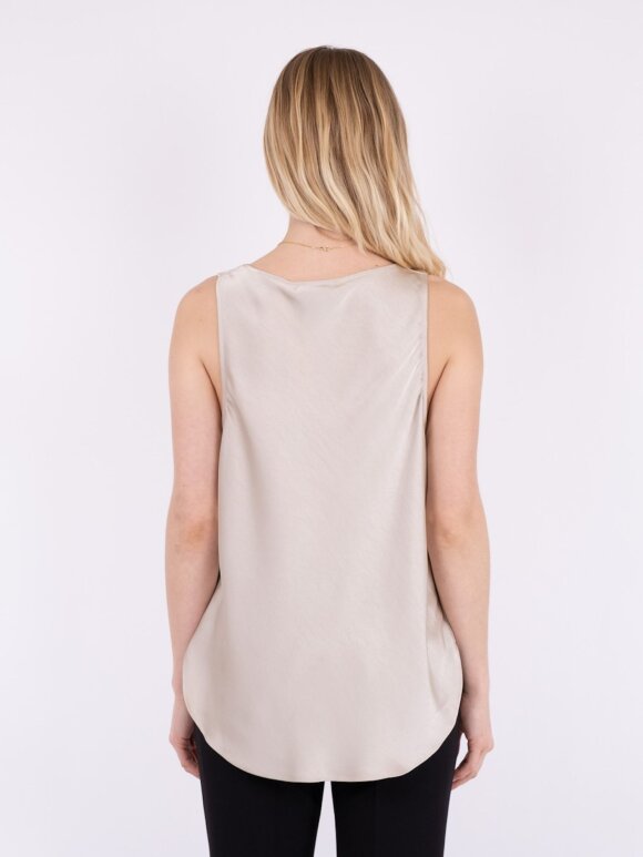 Neo Noir - Merle Heavy Sateen Top champan