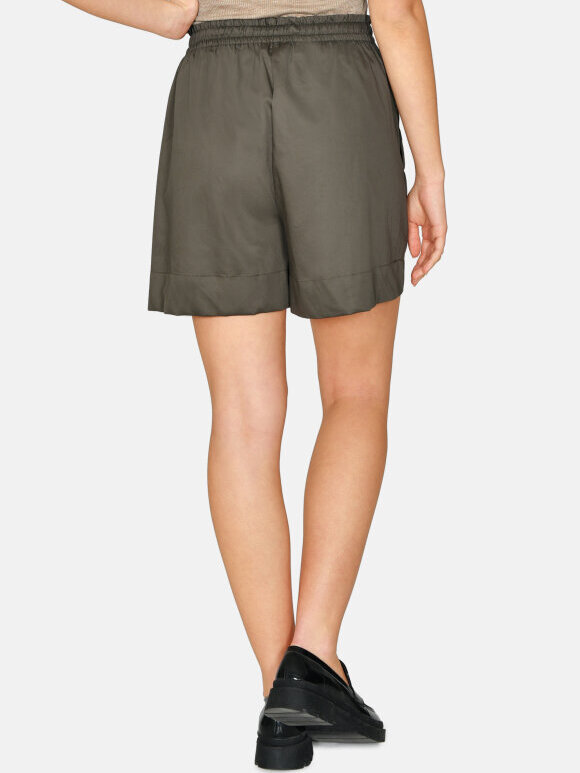 Love & Divine - Love970 Shorts Khaki