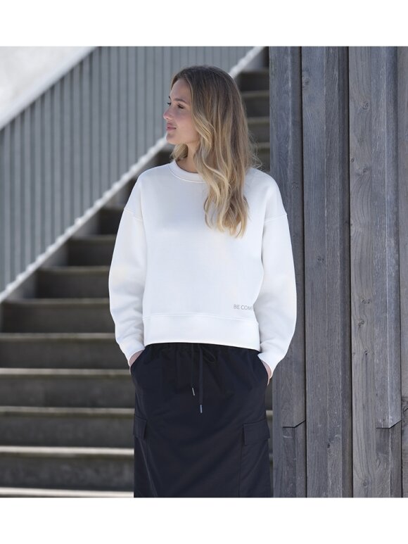 Prepair - Mary Sweatshirt off white
