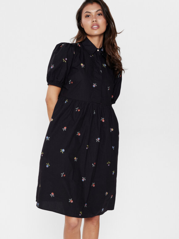 Numph - NURose Dress - Caviar
