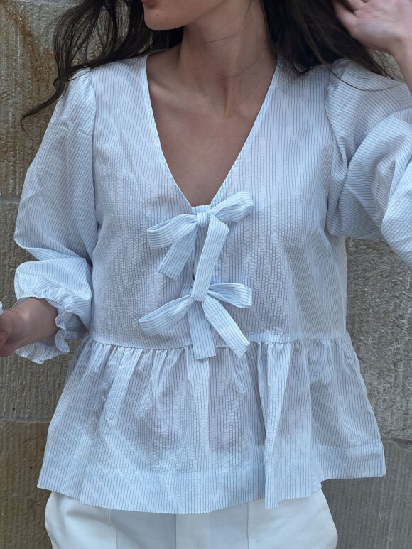 Neo Noir - Bella Slim Stripe Blouse