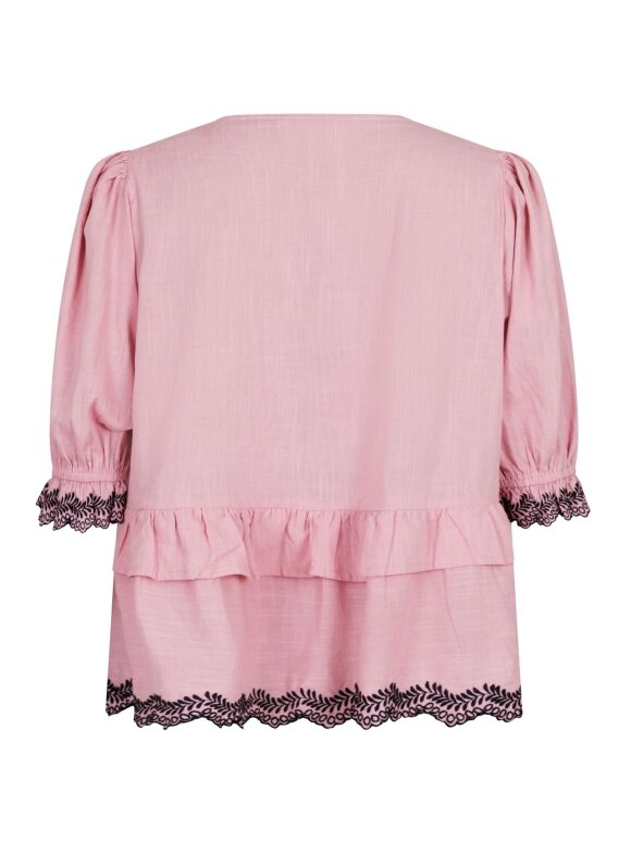 Neo Noir - Raya Embroidery Blouse
