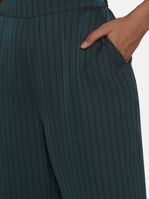 Love & Divine - Love1024-4 Pants - pine
