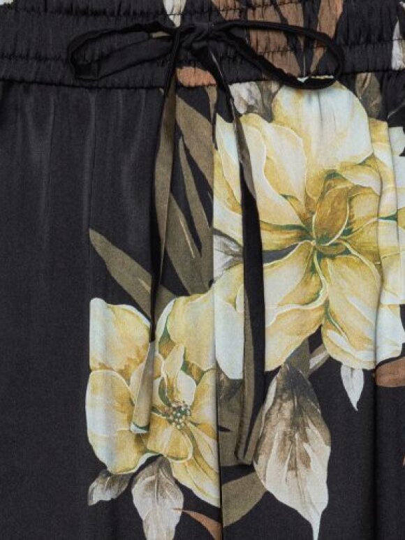 Karmamia - Garcia Pants - Dahlia Flower