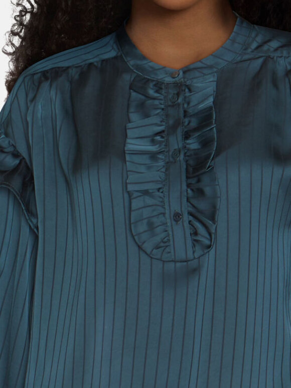 Love & Divine - Love1034 Blouse - Pine