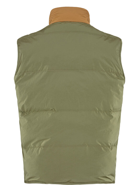 Anerkjendt - AKRasmus Puffer Gilet Olivine