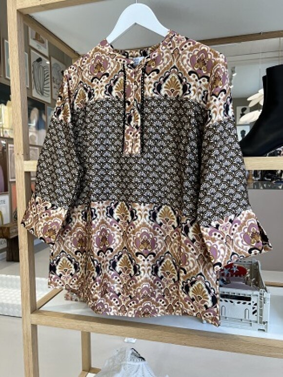 Love & Divine - Love1056 Blouse