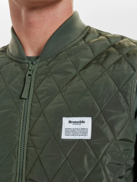 Resteröds - Quilted zip vest Amry
