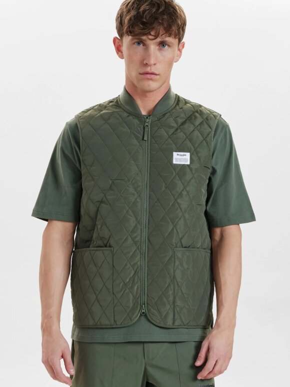 Resteröds - Quilted zip vest Amry
