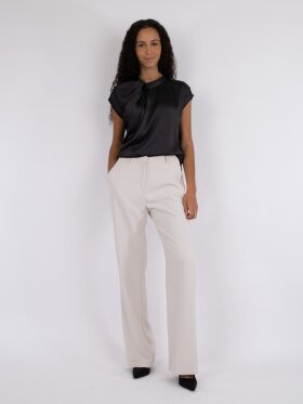 Neo Noir - Fleur Drapy Satin Blouse Black
