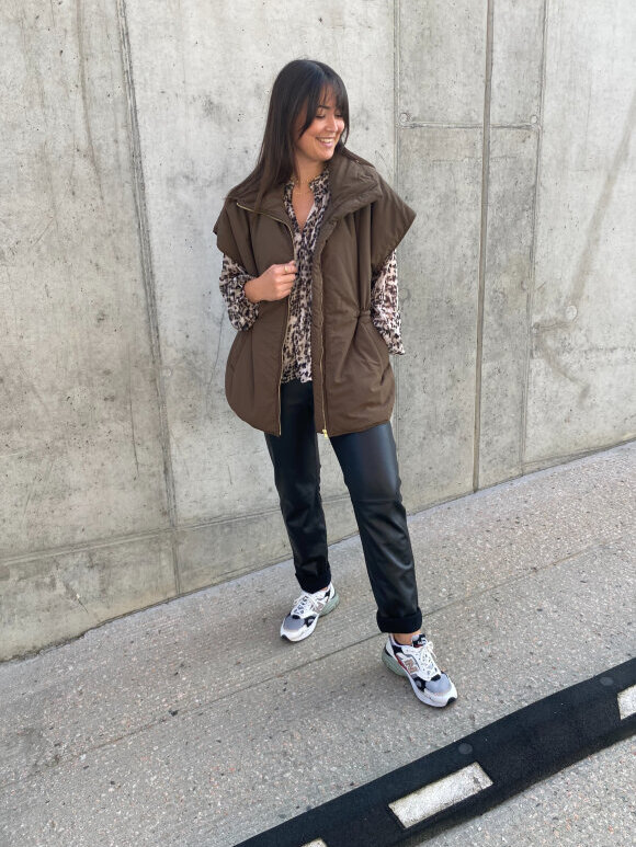 Love & Divine - Love1026 Vest Khaki