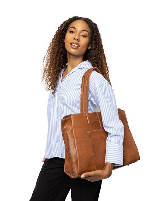 Re:designed - Eliana Shopper