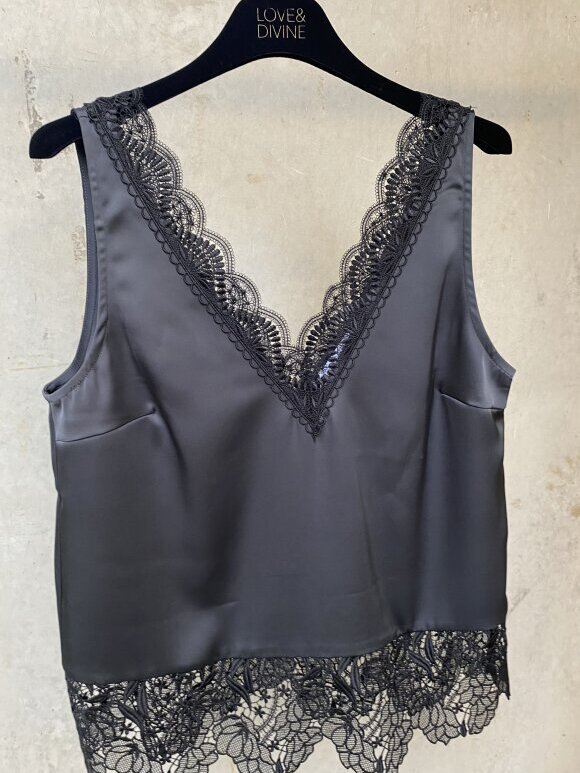 Love & Divine - Love1080 Top Grey/Black