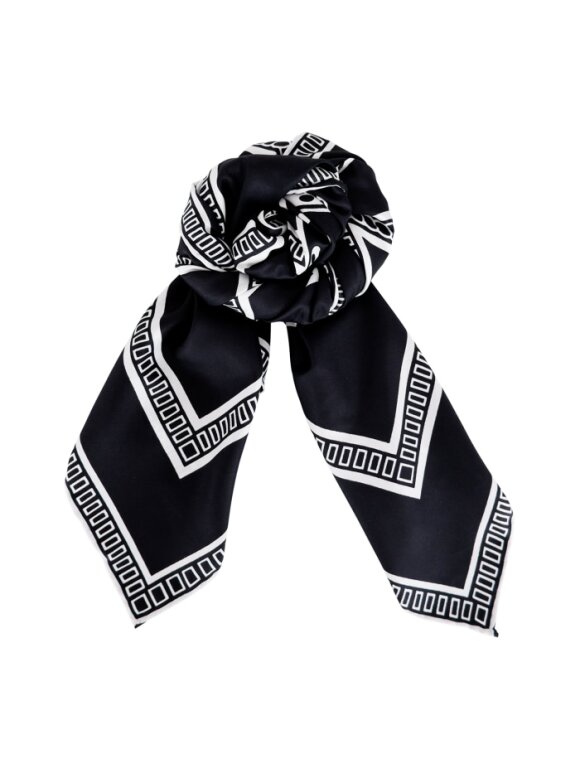 Black Colour - BCMaja Satin Scarf Black