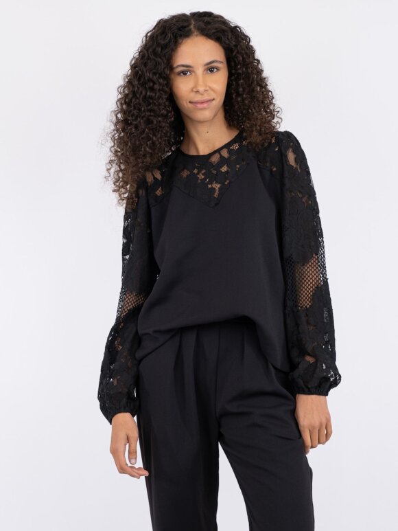 Neo Noir - Antonia Crepe Jumpsuit Black