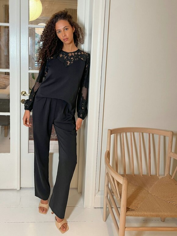 Neo Noir - Antonia Crepe Jumpsuit Black