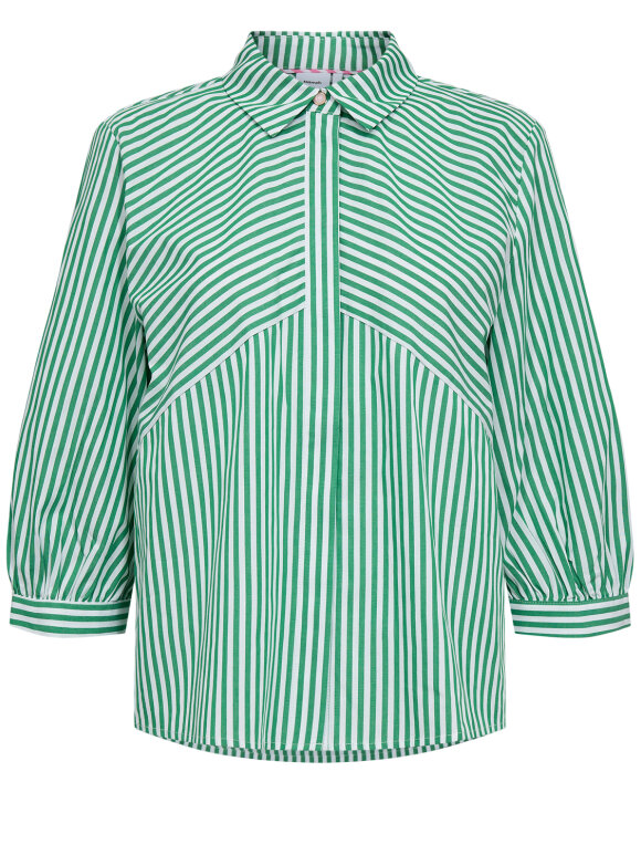 Numph - NUErica Shirt Green Sprunce