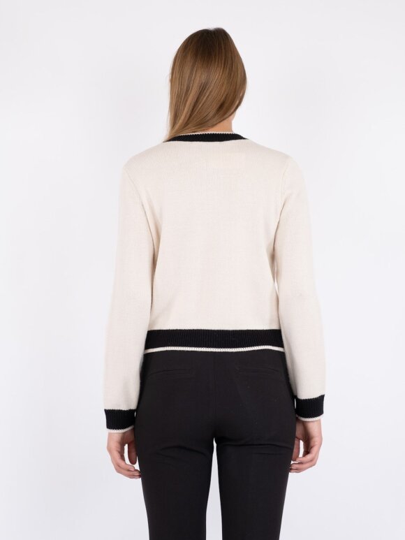 Neo Noir - Torina Knit Cardigan Ivory