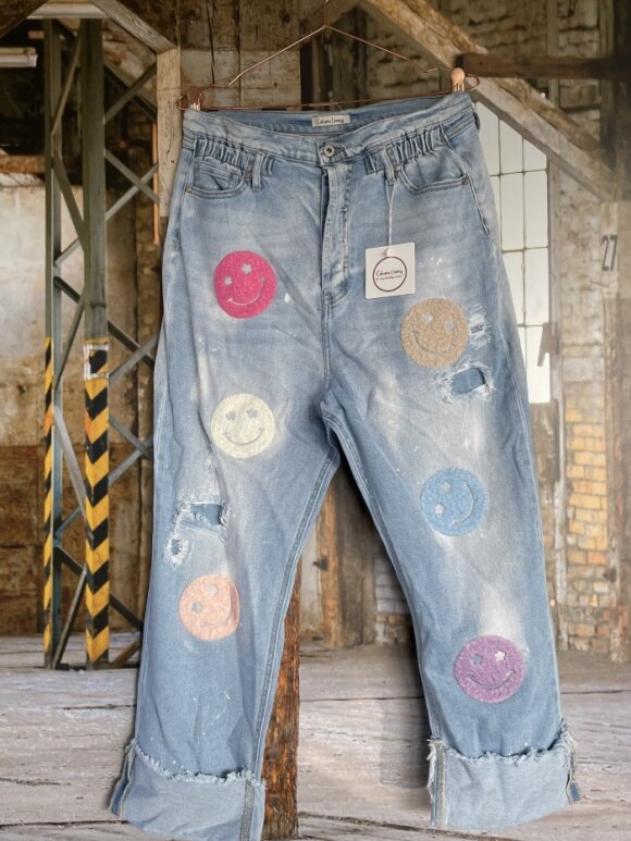 Cabana Living - Kalypso Smiley Denim pant