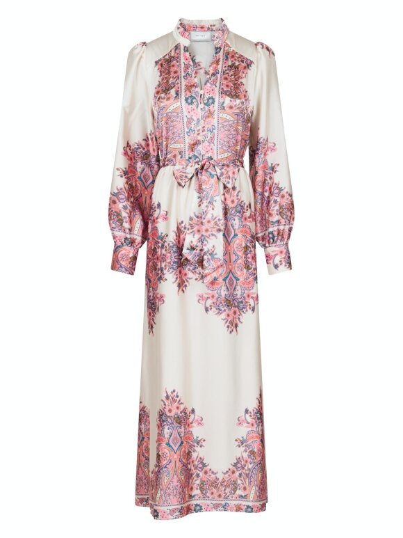 Neo Noir - Nova Paisley Border Dress pink