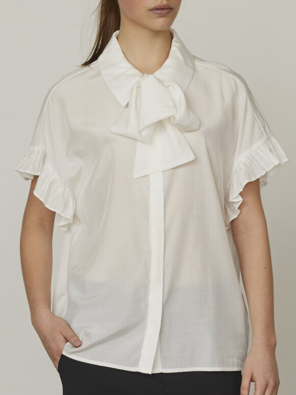 Love & Divine - Love1144 Top White