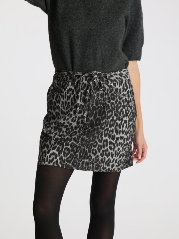 Neo Noir - Henrietta Leopard Skirt grey