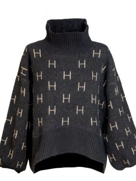 Hést - Fam Sweater Short Black