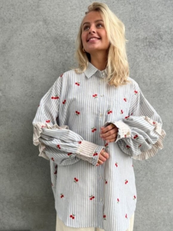 STORIES FROM THE ATELIER - I am a Cherry skjorte Stripe