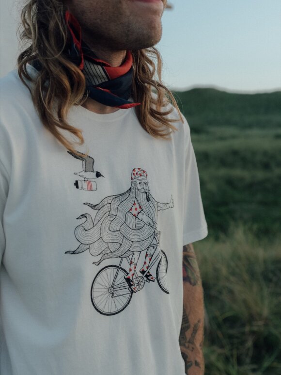 Lakor - Beard on a bike T-shirt