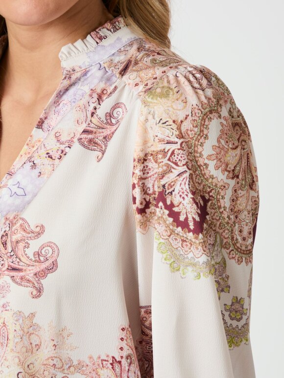 Neo Noir - Roselle Artist Paisley Blouse